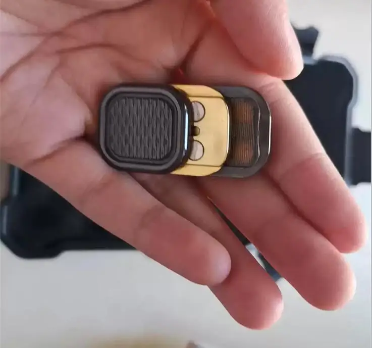 

Second-hand products are non-refundable and non-exchangeable EDC McGee CP3nano