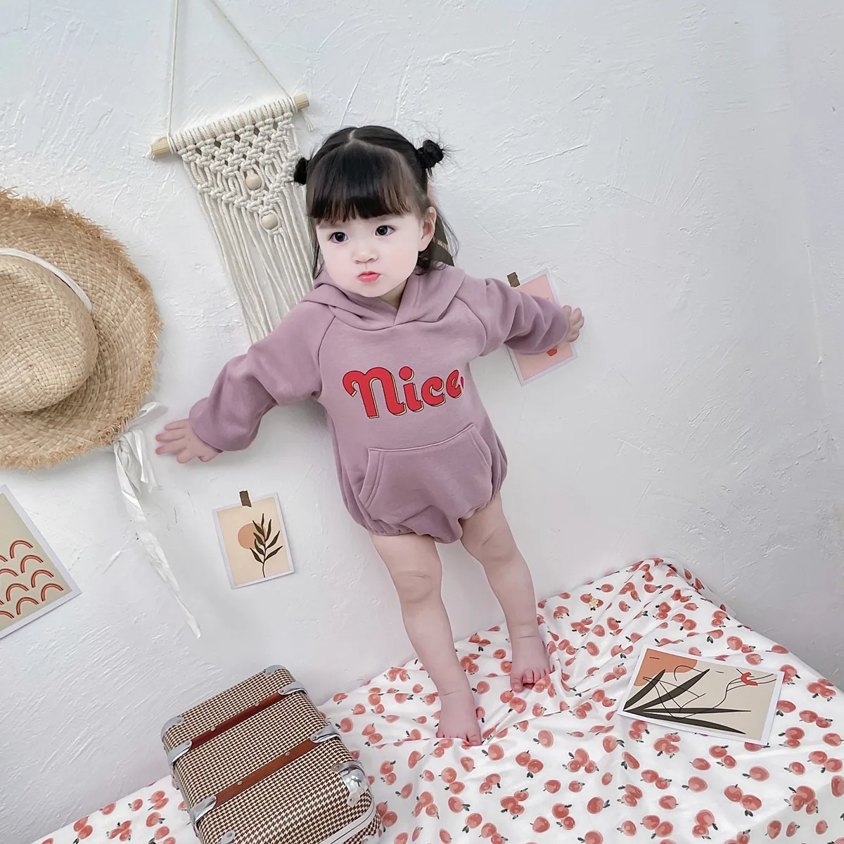 

Korean Baby Fleece Sweatshirt Rompers Autumn Winter Newborn Boy Letter Hooded Bodysuit Toddler Girls Jumpsuit Kids Hoodies Tops
