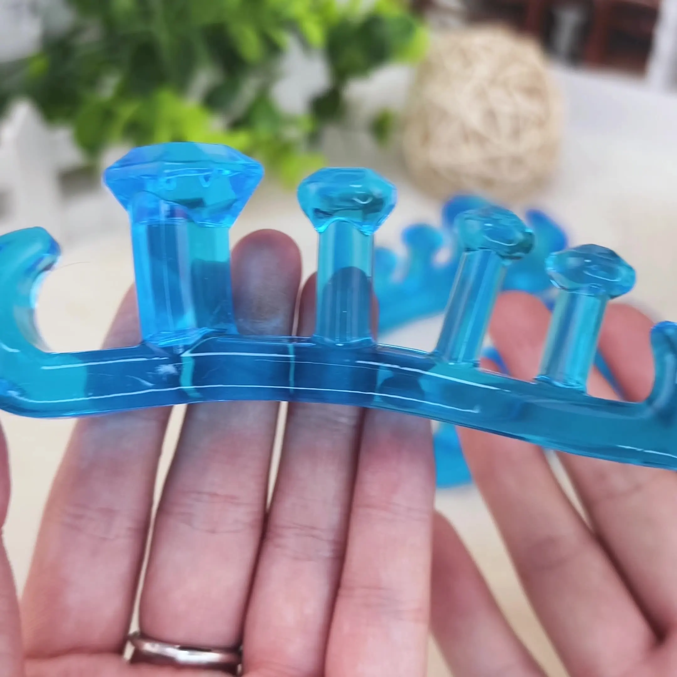 2Pcs=1Pair Fingers Gel Splitter Corrector Thumb Eversion Separator Five Toe Separation Overlapping Toe Foot Care Pain Relif