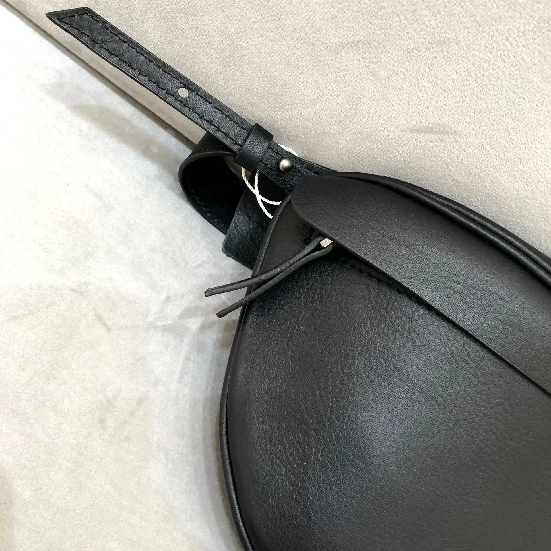 2024 Luxury Brand Leather Hand-made Top Layer Cowhide Shoulder Bag Crossbody Bag Women's Saddle Bag Chest Purses And Handbags