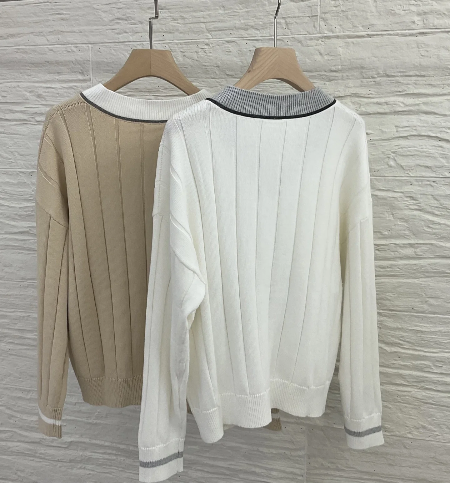 V-Neck Cotton Knitted Sweater Women's Long-Sleeved Top 2