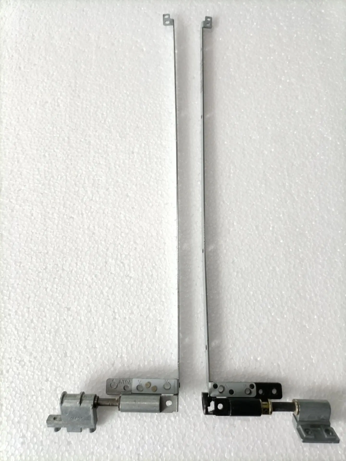 Laptop LCD Hinge Screen Axis Shaft Set for HP DV9000 Dv9700 Dv9500 Dv9600 Dv9 3KAT9HATP05 3KAT9HATP06