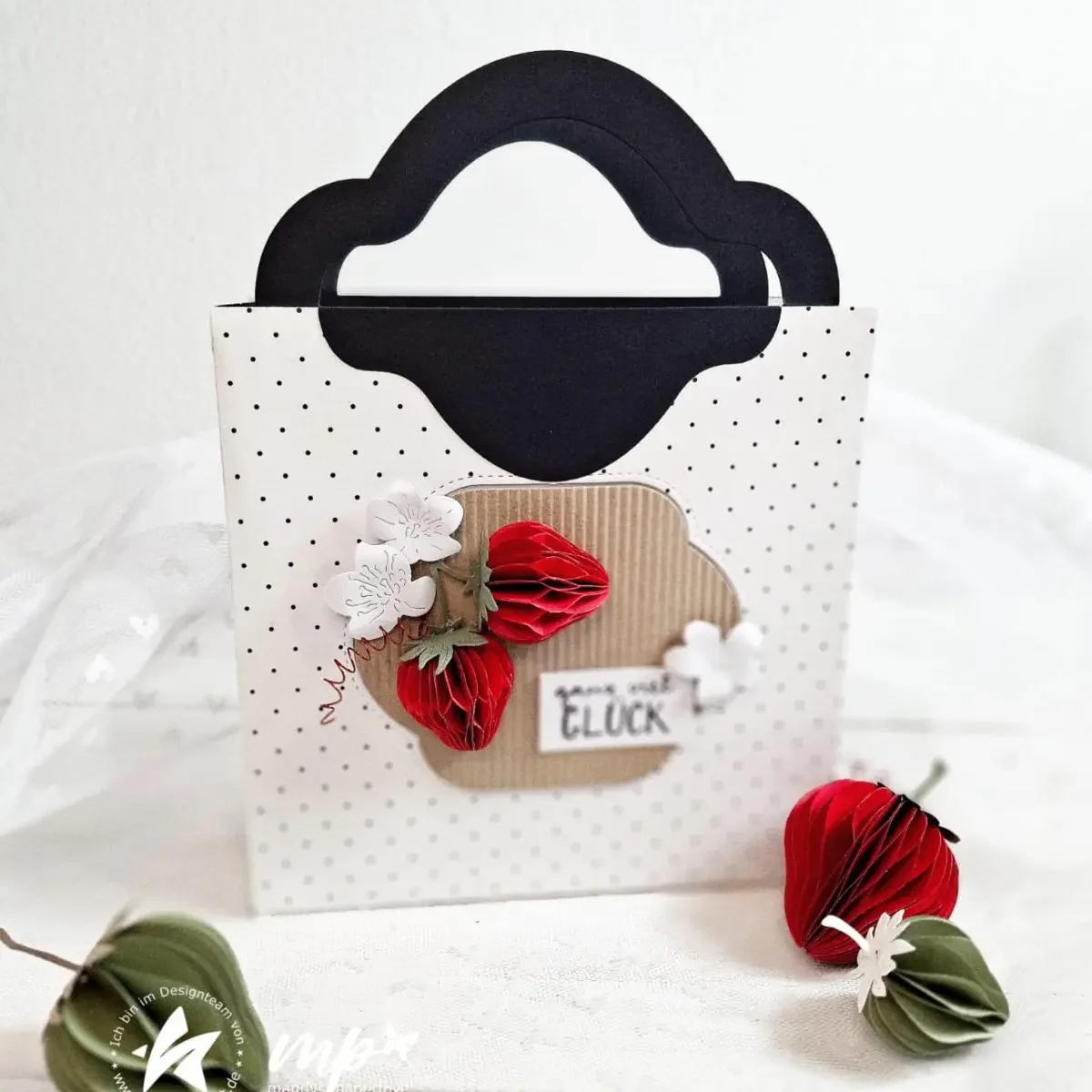 종이 심장 선물과 가방 플레이트 3D 딸기 금속 절단 다이 실리콘 스탬프 스크랩북 스텐실 사진 앨범 카드 DIY 종이