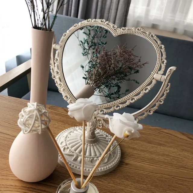 European Retro Style Double-sided Lovely Dormitory Bedroom Desktop Heart-shaped Princess Dressing Mirror