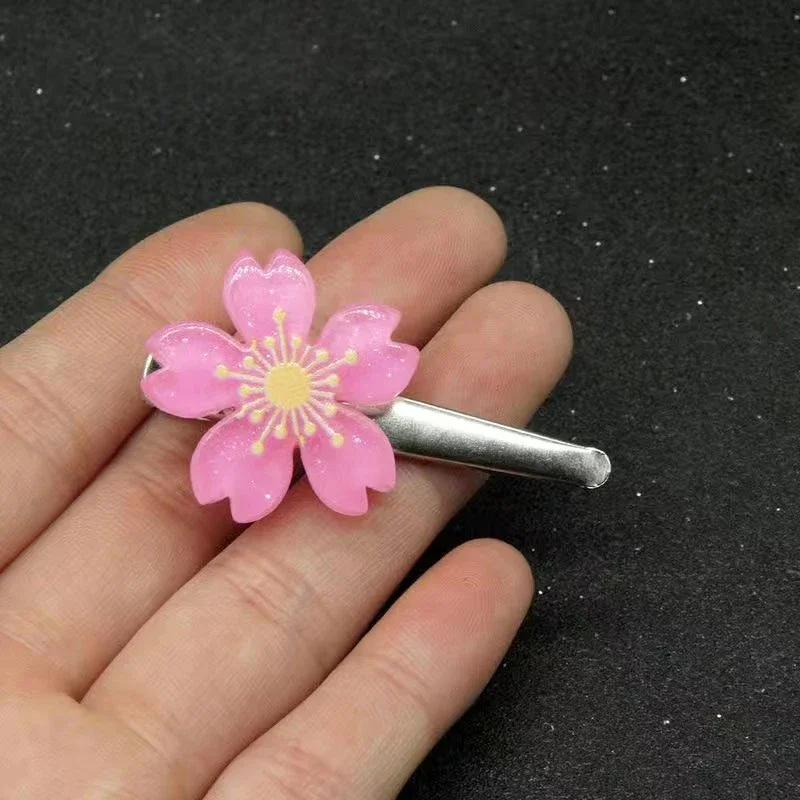 Anime Miyazono Kaori Cosplay Pink Hair Clips Girl Gift Metal Hairpin Cute Duck Bill Hairpin Accessories