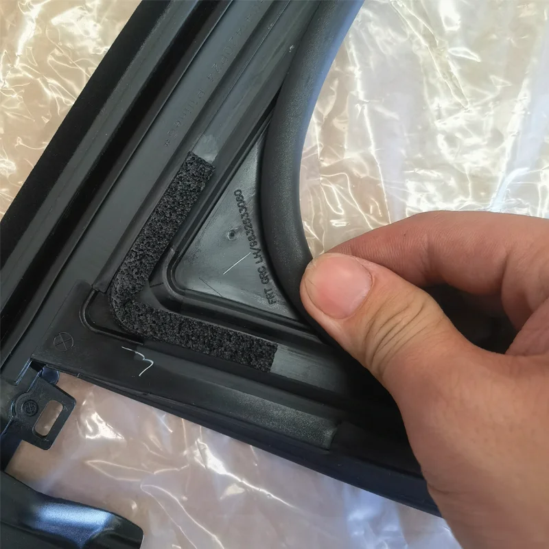 Door mud groove rubber strip For Peugeot 2008 Car