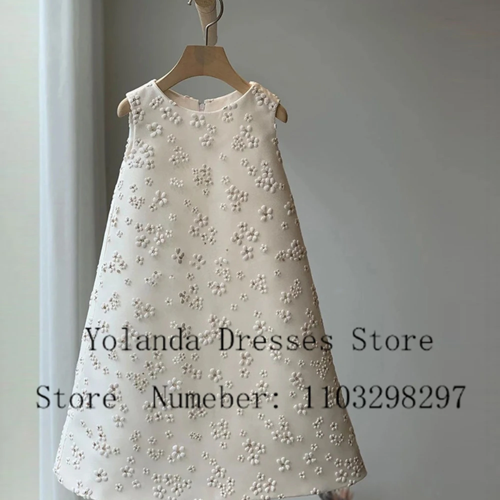

Simple Flower Girl Dress With Bow Satin Princess Scoop Sleeveless Flouncing Sheath First Communion Gown Quality Prom Dresses