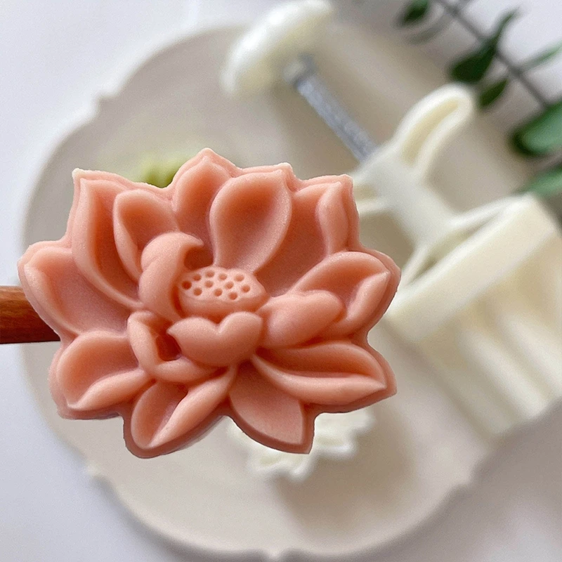

Plastic Mooncake Stamp Cute Lotus Shape Mooncake Mold Festival DIY Hand Press Mooncake Cutters Pastry Decoration Gadgets