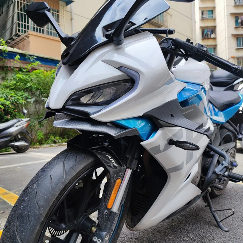

250SR 300SR Motorcycle Front Fairing Aerodynamic Winglet Cover Fixed Wind Wing For CFMOTO CF MOTO SR 250 300 SR 2019 -2024 2023