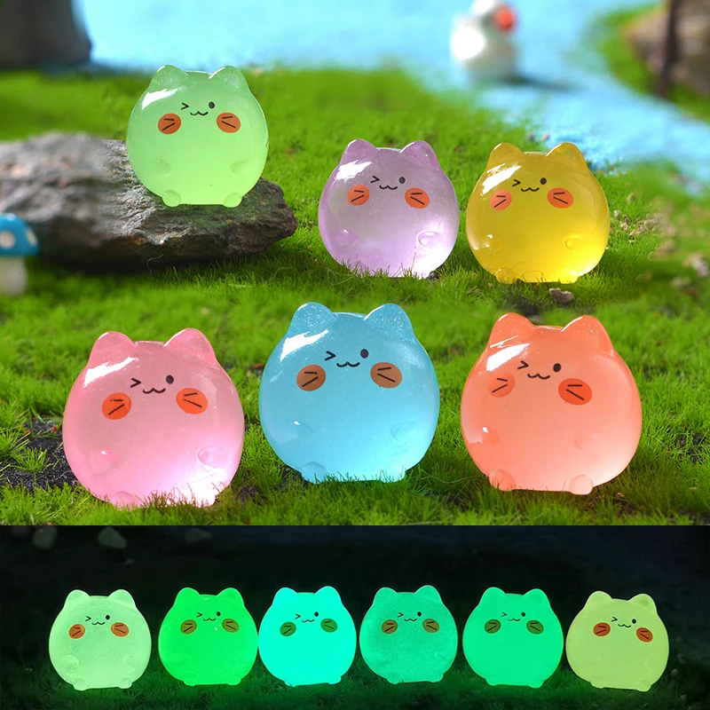 

1PC Mini Luminous Cat Figurine Cartoon Noctilucent Kitten Home Desk Decoration DIY Fairy Garden Micro-landscape Accessories