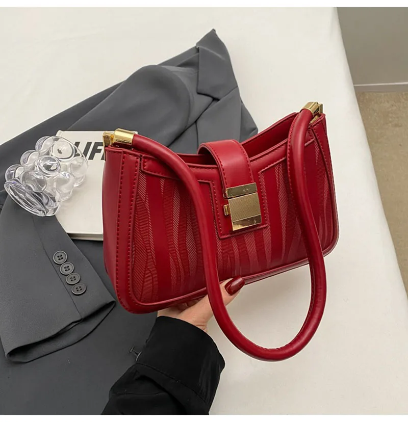 

Women's Texture Single Shoulder Underarm Bag Spring Autumn New Fashion Embossed Bag Female Solid Korean Style Lock Buckle Bag