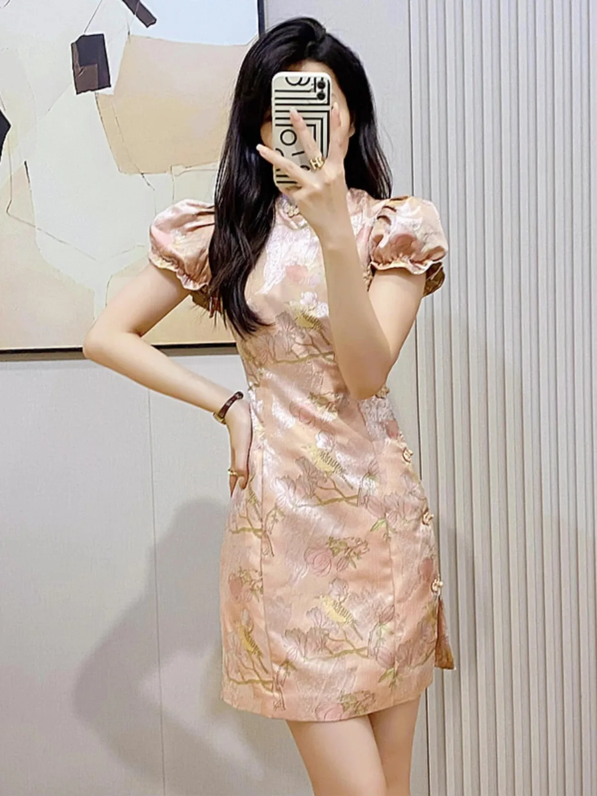 

Chinese Cheong-sam Wedding Party Dress Young Slim Girls Qipao