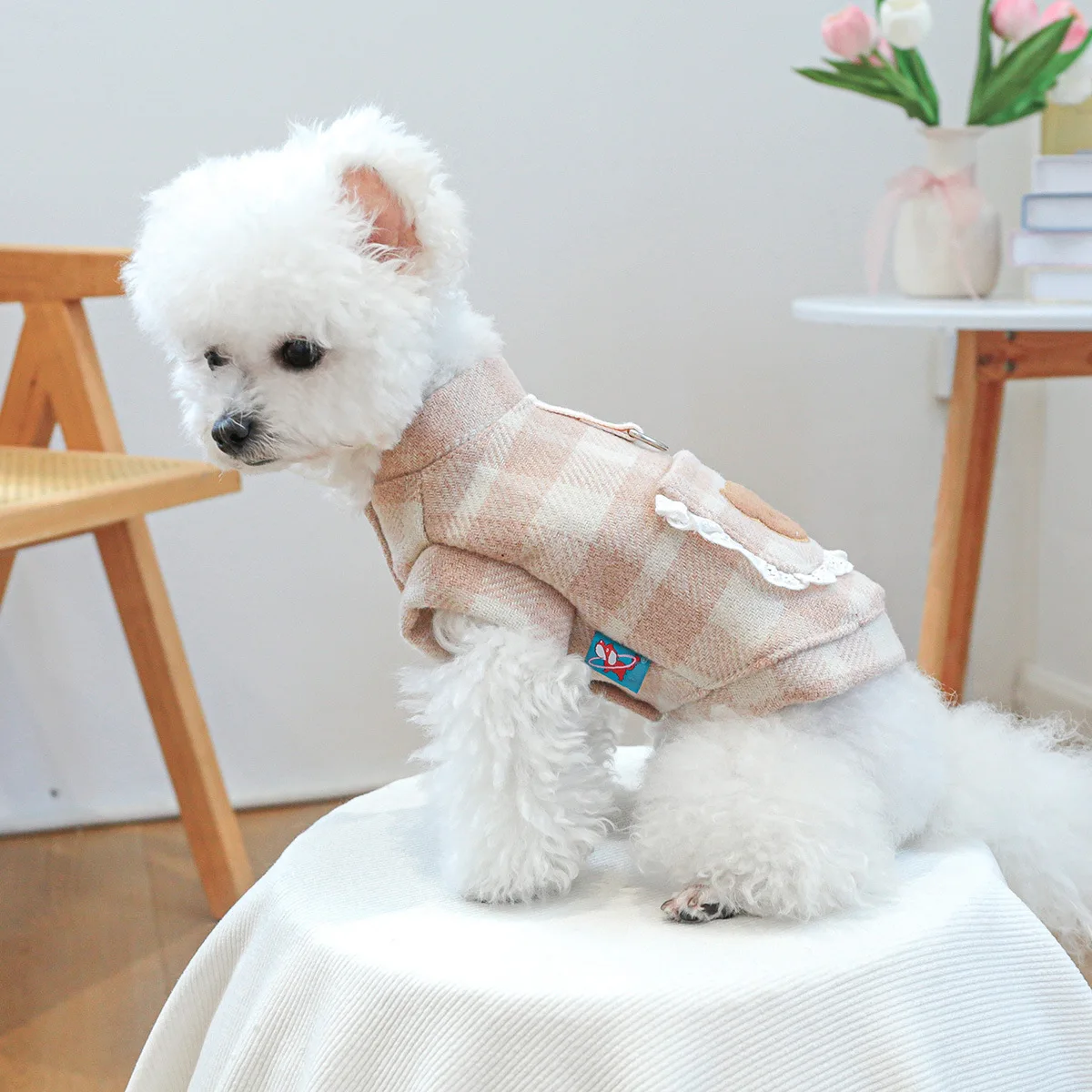 Pet clothes, puppy dog cat cat clothing, warm in autumn and winter, cute checkered pink bear couple clothing