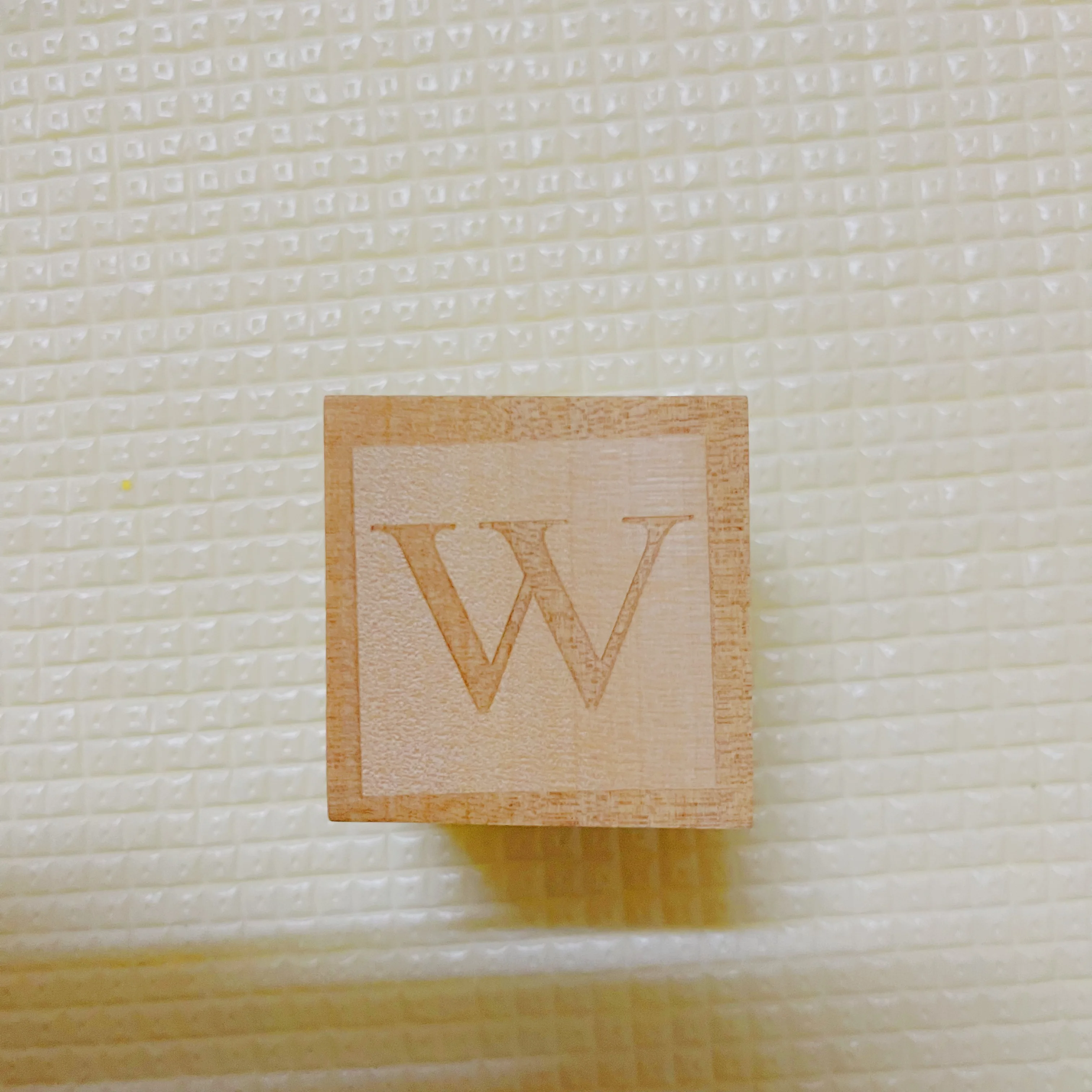Nordic Wooden Block Ornaments with Alphabet Letters - Customizable Home Decor and Wedding Props