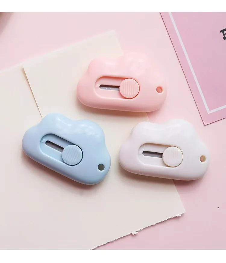 심플하고 창의적인 구름 모양의 공예용 다용도 칼, 텔레스코픽 휴대용 미니 칼날 ? 귀엽고 여성스러워 포장 개봉에 적합합니다.