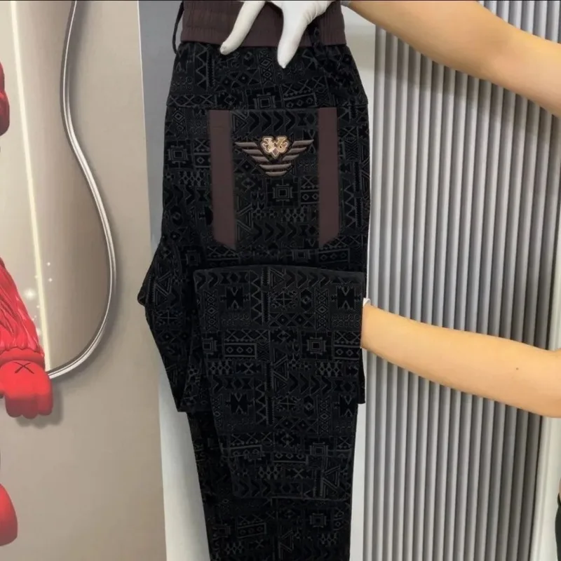 Abbigliamento da uomo Inverno Foderato in pile di alta qualità Caldo Y2K Pantaloni sportivi casual Tendenza moda Pantaloni tutto-fiammifero 2