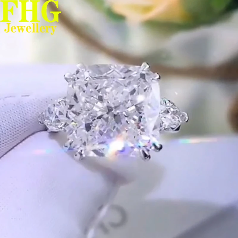 

5 Carat Solid Au750 18K White Gold Ring DVVS1 Moissanite Diamonds Square Radiant shape Ring Wedding Party Engagement