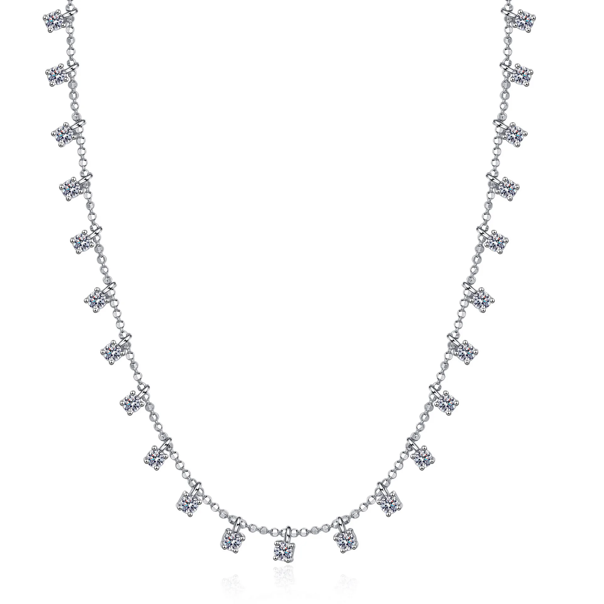 Exquisite PT950 Platinum Women's 9 Carat Moissanite Necklace (30 Points Each), Collarbone Chain, Elegant and Timeless Design