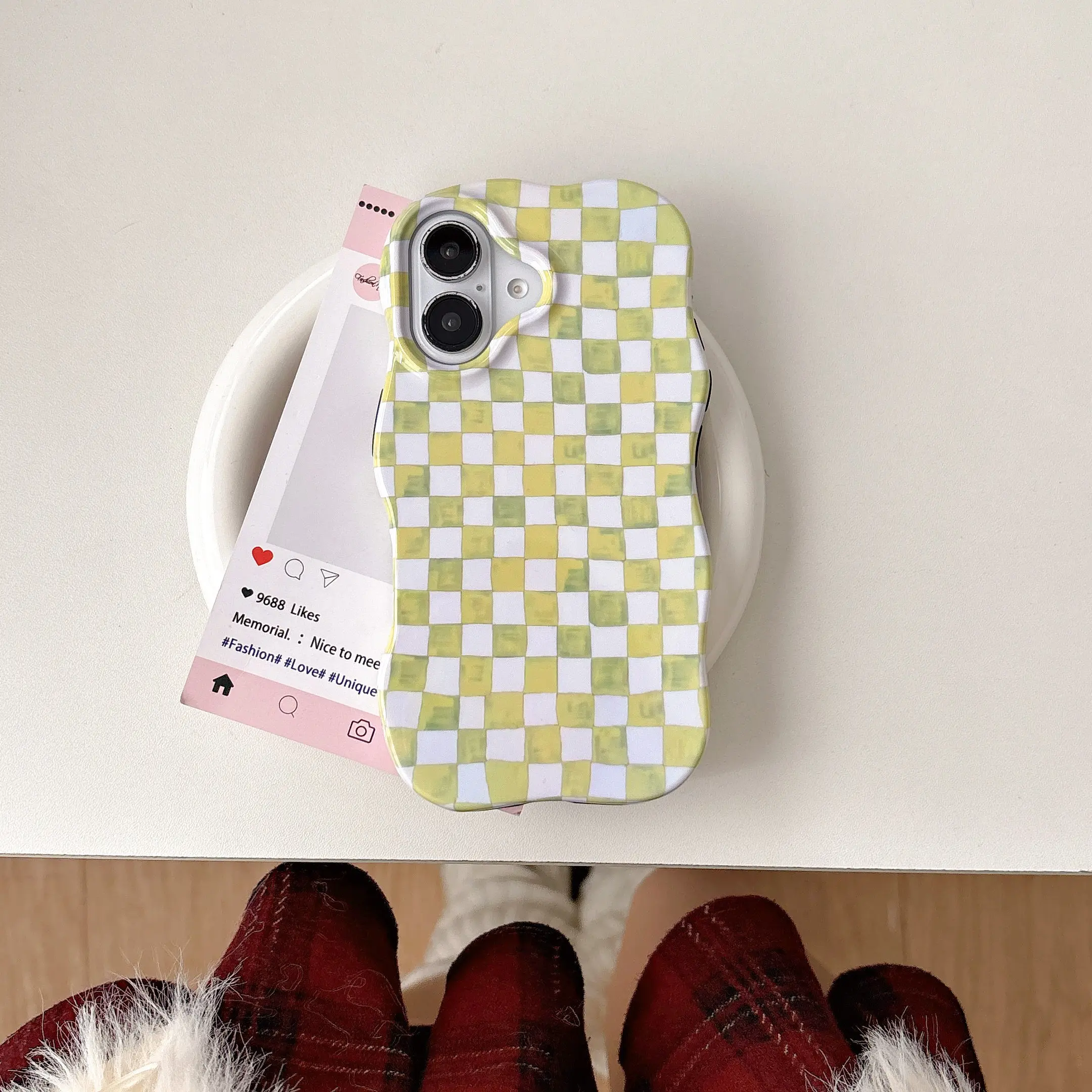 Grid Glossy 2-in-1 TPU+PC Phone Case with Wave Edges and Comfortable Touch - Hard Slim Back Cover Shell