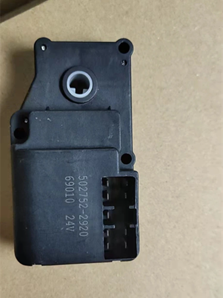 

For 502752-2920 Hitachi Zax70/60/200 250-3/240-3 Excavator Air Conditioner Servo Motor Heating and Cooling Motor 502752 2910