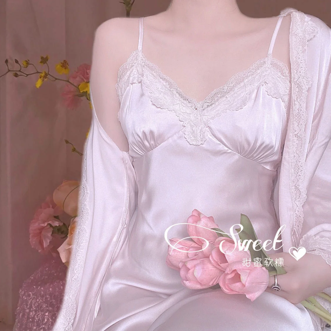 2pcs Nightgowns Women Silky Sweet Nightgowns Lovely French Elegant Nightdress Skin-friendly Leisure Sleepwear Nightwear Pajamas