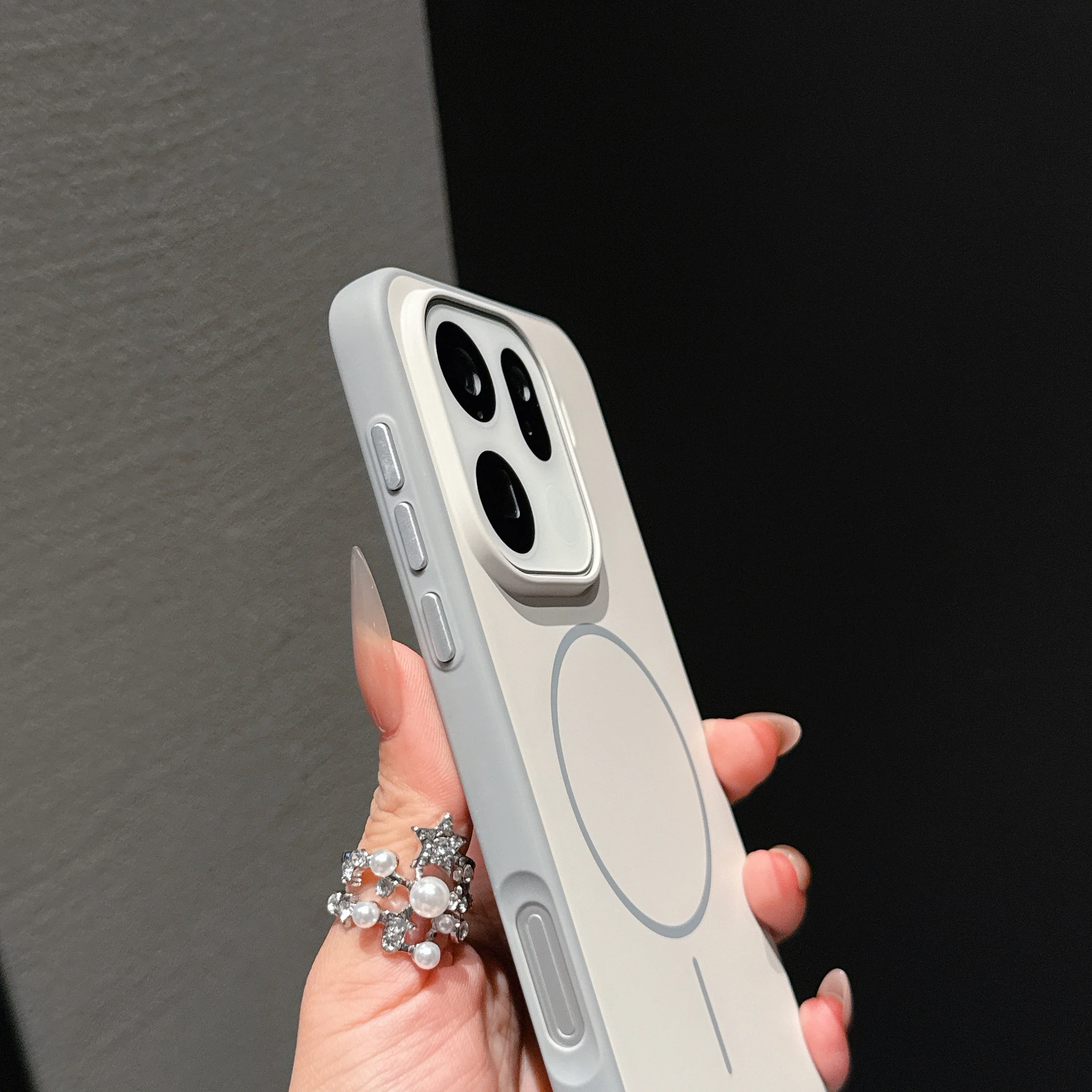 Magnetic Attraction Contrasting Color Phone Case with Metal Independent Buttons - Matte Skin Hard Cover