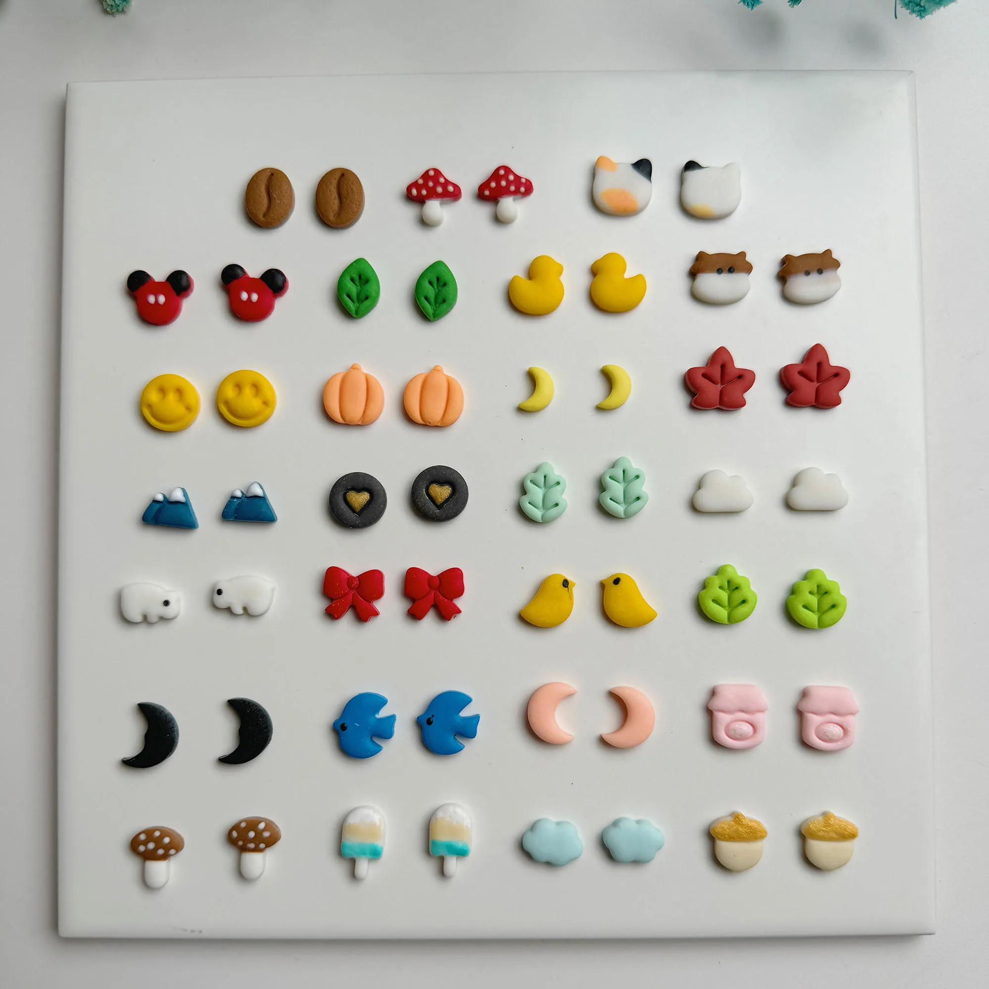 Mini Polymer Clay Cutters Cute Moon/Cow/Bird/Cloud Shape Clay Cutting Molds for DIY Earrings Jewelry Decoration Makings polymer clay cutter