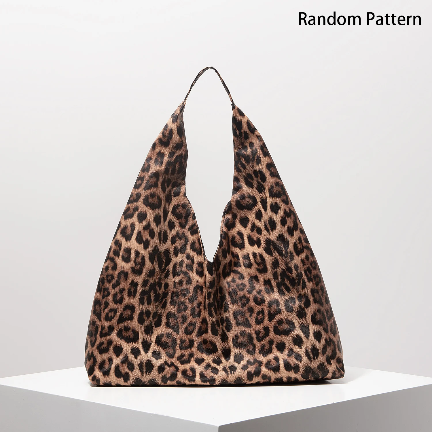 حقيبة كتف نسائية