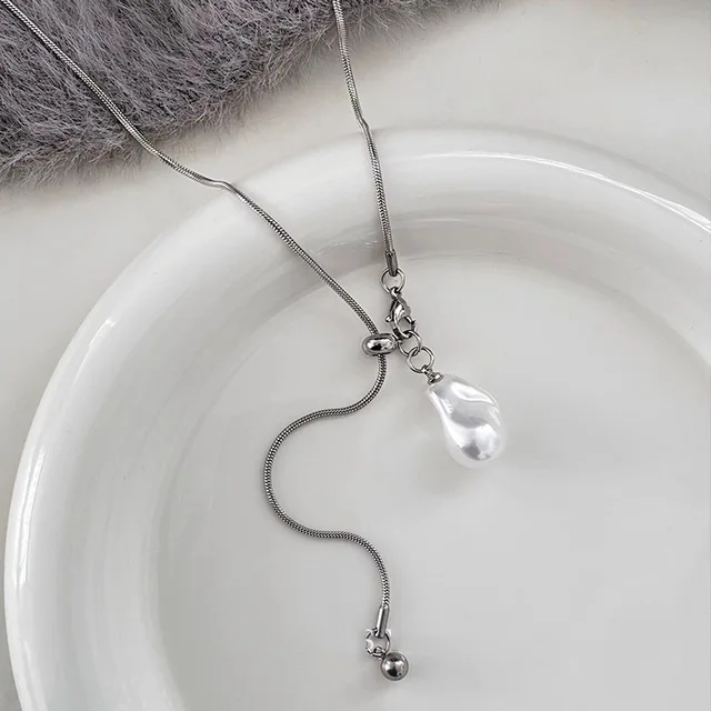 Rylee Long With Baroque Pearls Necklace 4