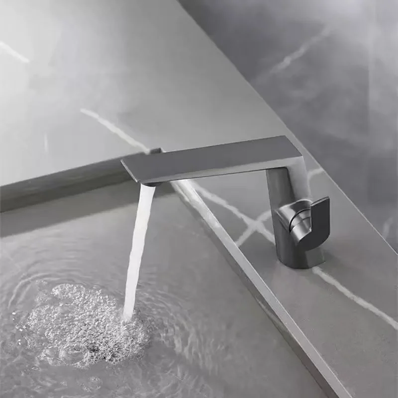 Cold and hot water faucet for airplane wash basin, Nordic hotel bathroom sink and vanity basin Convenient Installation Design