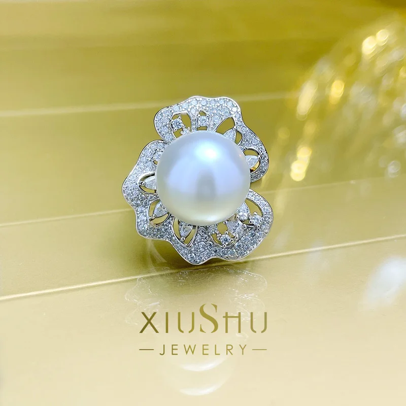 

Luxury Australian White Pearl Large Ring with A Premium 14mm Round Aurora Classic and Elegant Beizhu Style J015
