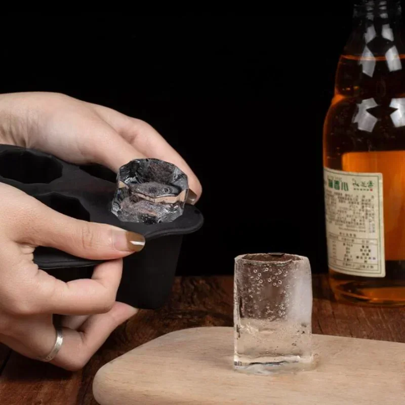 4 Grids Ice Cup Mold Silicone Ice Cube Tray Ice Mould Ice Shot Glass Mold Ice Maker Summer Drinking Tool Ice Cube Maker Mold