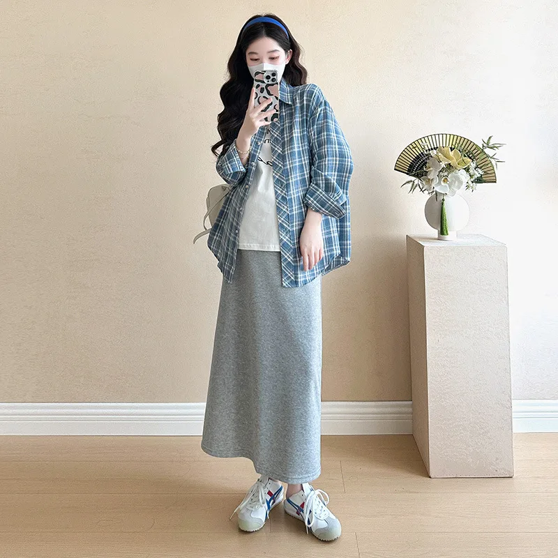 임부복 2026 여름 한국 스타일 심플 레터 프린트 반팔 티셔츠 체크 셔츠 코트 미디 스커트 3종 세트