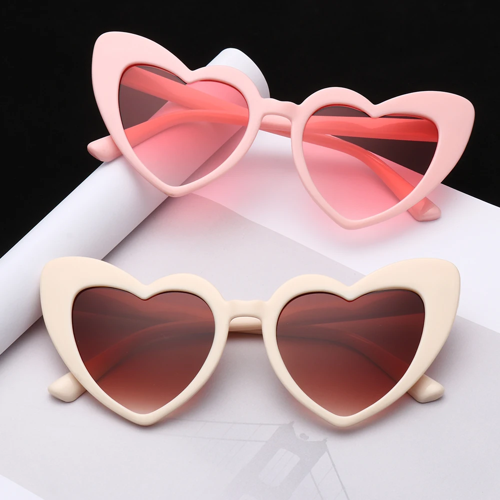 

1 Pcs Summer Heart Sunglasses for Women Luxury Brand Love Heart Shape Sun Glasses UV400 Protection Eyewear Outdoor Clout Goggle
