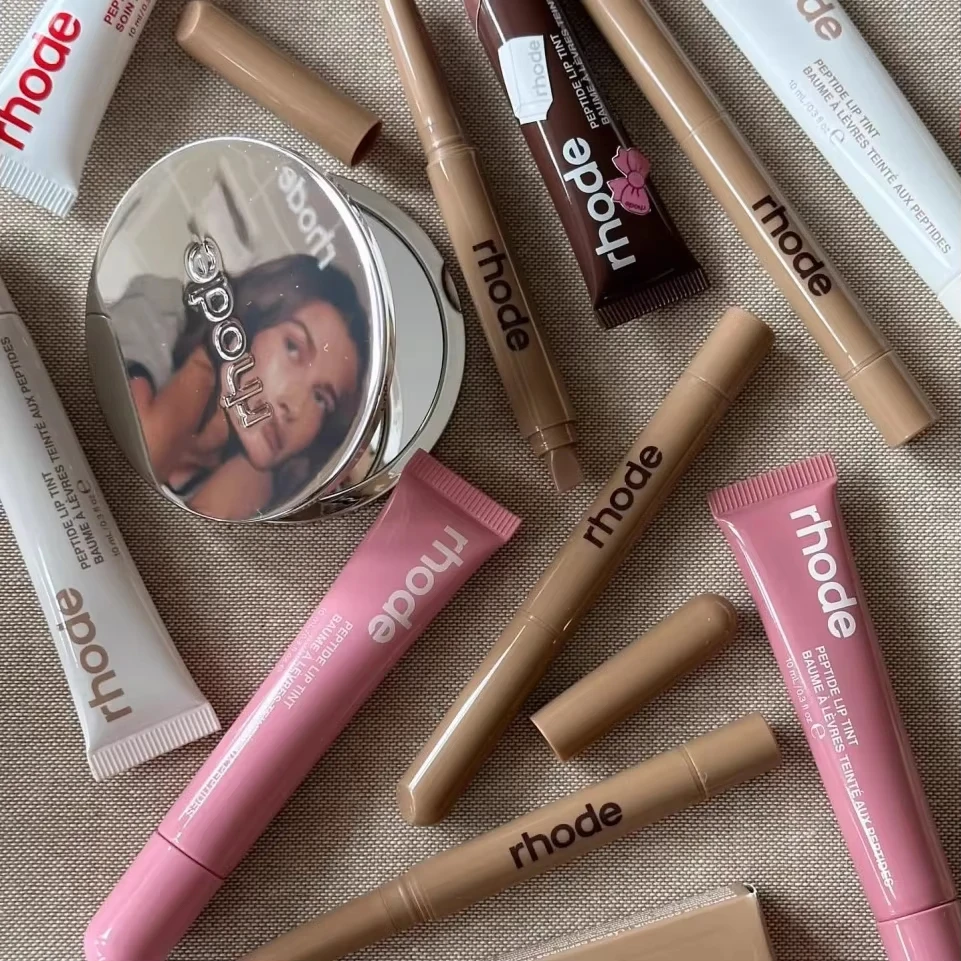 Matita Labbra a Lunga Durata con Peptidi, Tinta Labbra, Rossetto, Fard in Polvere, Gloss e Lipliner per un Trucco Completo - immagine 2
