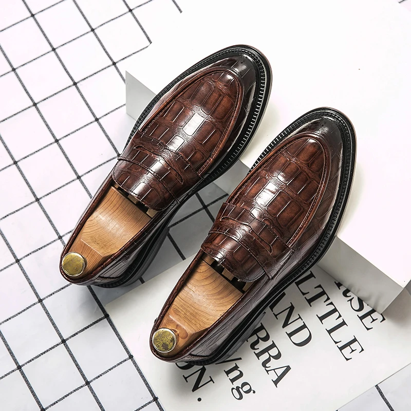 Business Dress Men Shoes Classic Formal Leather Shoes Men Slip-On Fashion Office Wedding Flats Pointed Toe Oxford