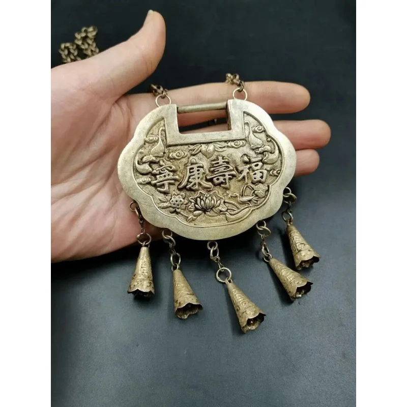 

Old Chinese Tibet Silver Carveing Character Longevity Lock Necklace Pendant