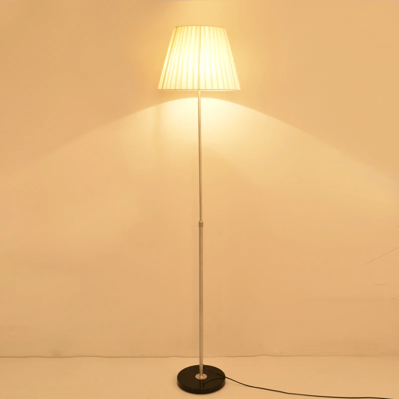 

Warm Lighting Standing Floor Lamp Elegant Art Dimmable European Floor Lamp Aesthetic Gold Lampada Da Terra Bedrooms Decorations