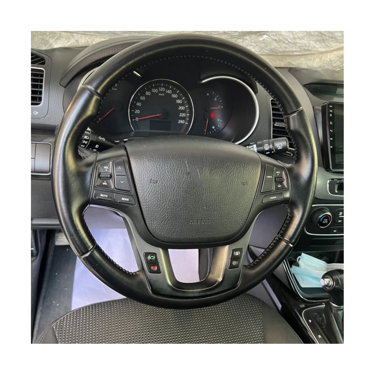 967002P380DAQ Car Steering Wheel Mode Cruise Control Volume Switch