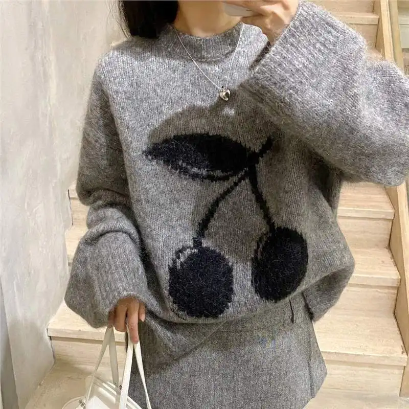 

Дизайн с маленьким датчиком, небольшой stralo pregui с вишней, su é ter мохеровый Макио и клейкий, новая женская модель exon 2023