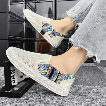 Men Casual Shoes Breathable Vulacnized Shoes Loafers Sneakers Outdoor Comfort Slip on Flat Canvas Shoe Adult Moccasins Zapatos