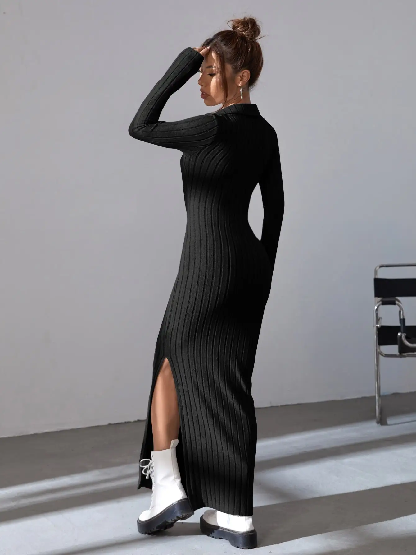 Black Temperament Pit Strip Slimming Dress Autumn/Winter Casual Waist Wrap With Hip V-neck Knit Dress 2