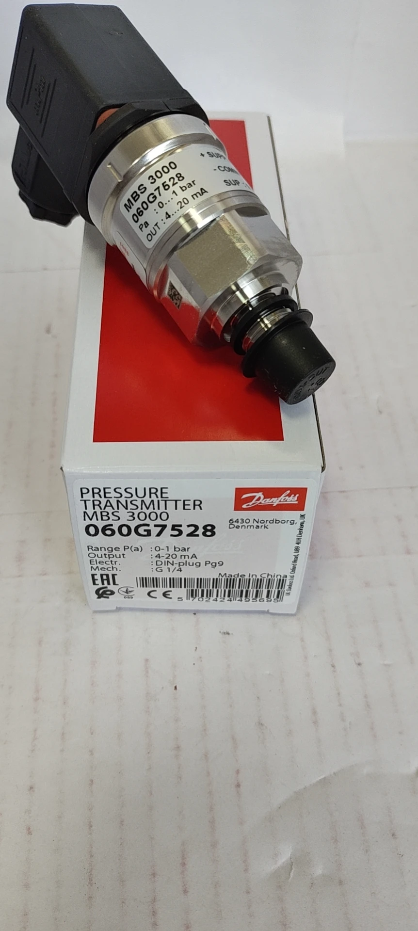 

MBS3000 060G7528 Danfoss pressure sensor - 1-0bar 4-20mA negative pressure transmitter