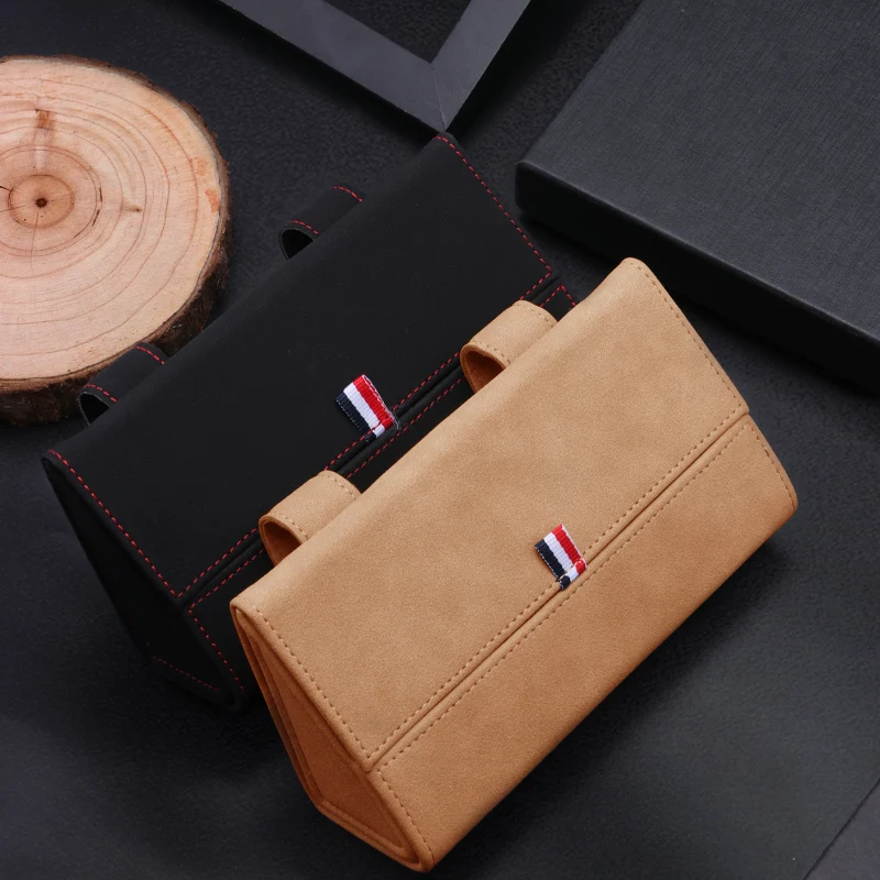 Рисунок 3 - Автомобильный держатель для очков