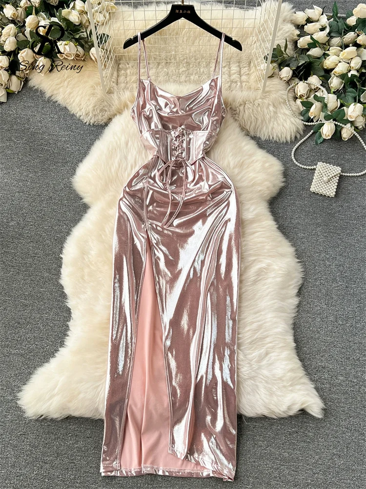 SINGREINY السباغيتي حزام سبليت فستان طويل 2025 السيدات جلدية وهمية الدانتيل يصل Bodycon فستان الشمس Y2K Hotsweet لامعة سليم فستان الحفلات