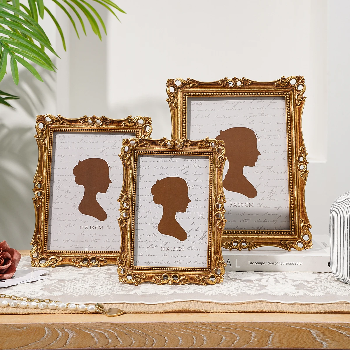 1PC, photo display frame, retro vine ring-shaped resin photo frame, European elegant retro pattern decorative frame