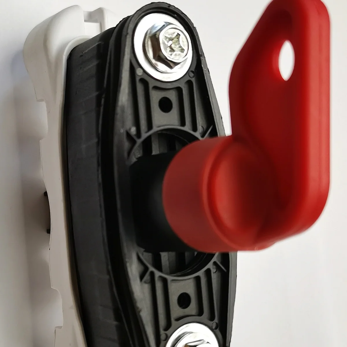Main Battery Switch 20514309 21243844 Spare Parts For Volvo Truck FH FM FL VM FE Engine Ignition Switch battery switch