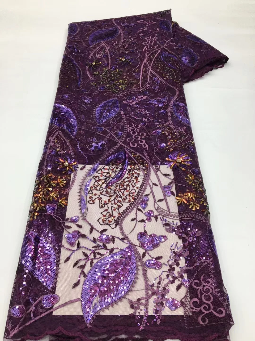 

2023 Latest African Sequins Lace Fabric Embroidery French Mesh Lace Fabric Sequins Nigerian Lace for Wedding Party Sewing XX5663