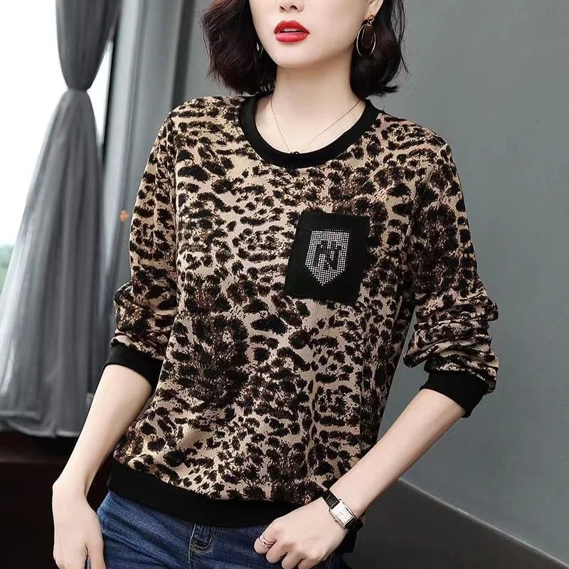 2023 Spring Autumn Leopard Printing Long Sleeve Hoodies Women High Street Fashion Vintage Elegant Diamonds Patchwork Pullovers
