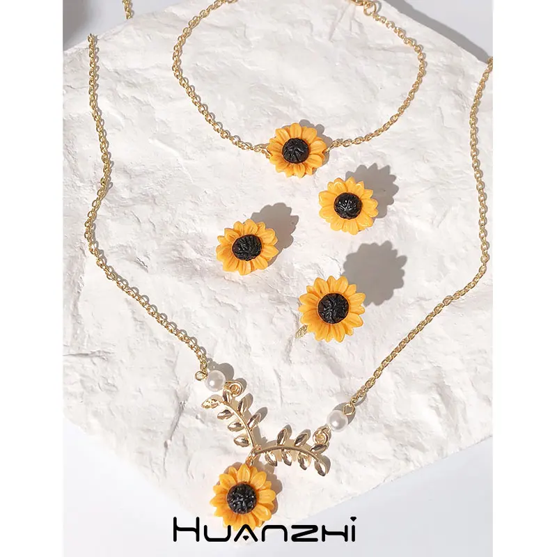 귀여운 달콤한 수지 꽃 펜던트, 금속 잎 체인 해바라기 목걸이, 팔찌 반지 귀걸이 세트, 쥬얼리 HUANZHI 2023 신제품 